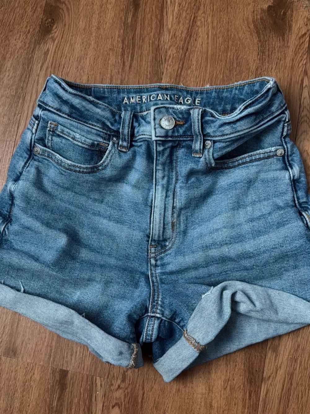 American Eagle Outfitters Women's Mom short